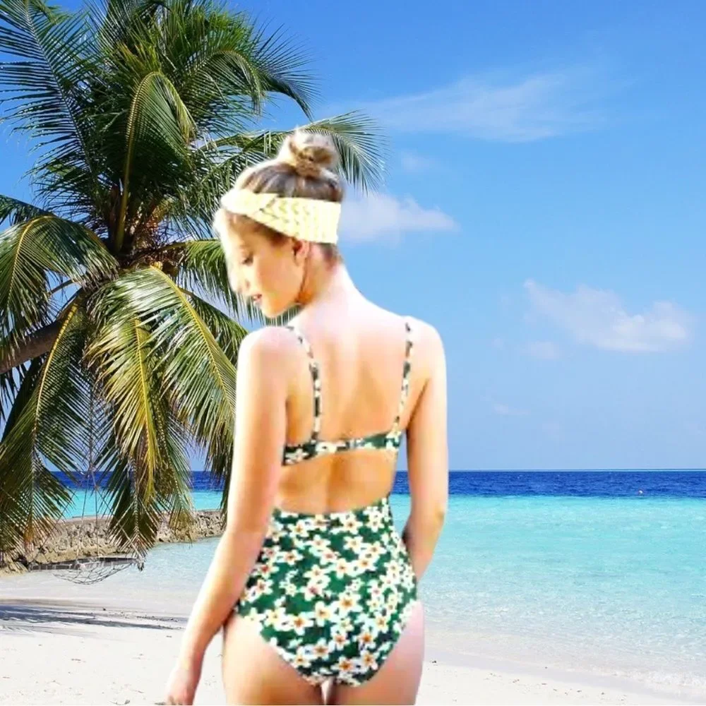 Cupshe adorable one piece swimsuit! It’s new and cute as can be!
